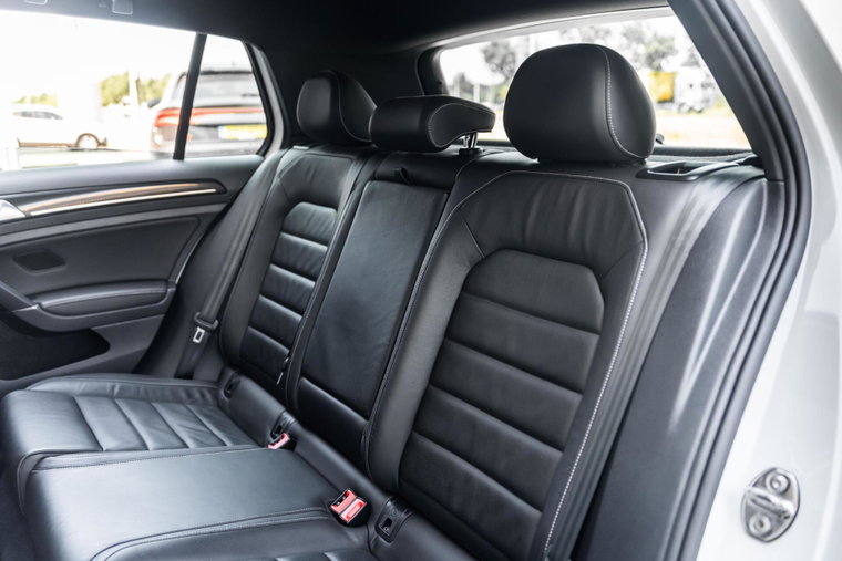 Vehicle Image 30
