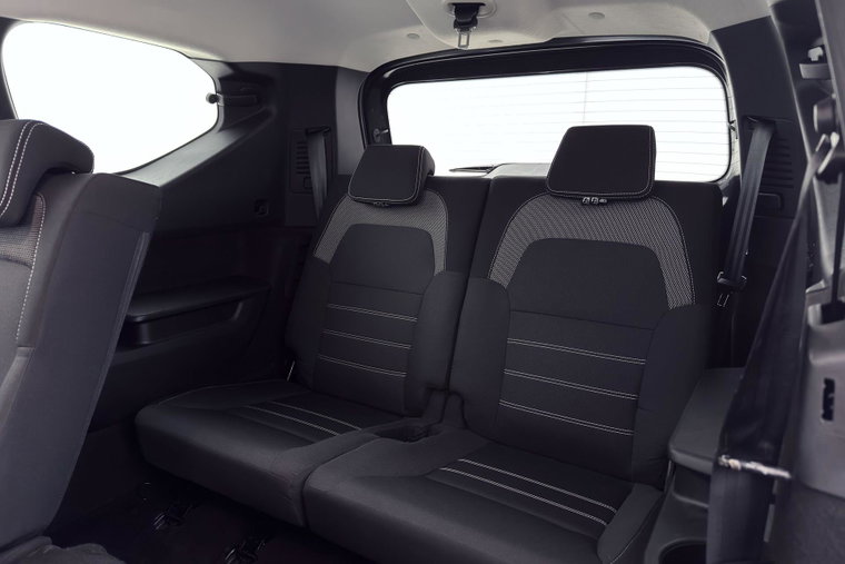 Vehicle Image 18