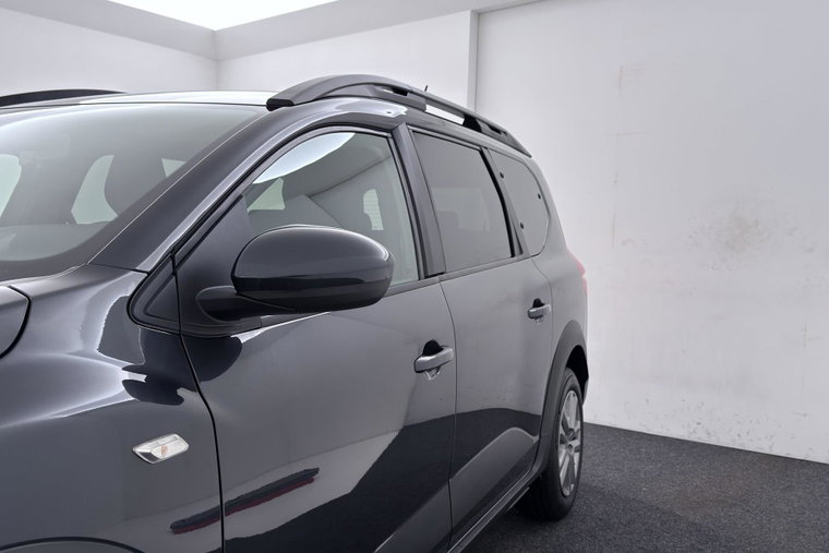 Vehicle Image 41