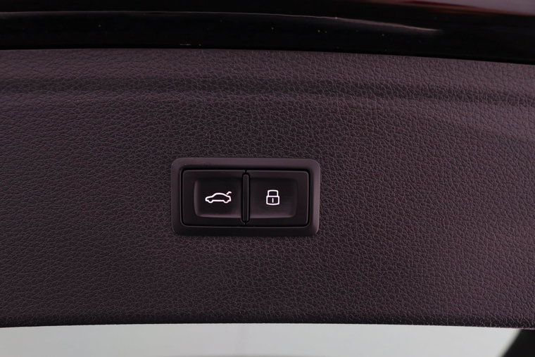 Vehicle Image 51