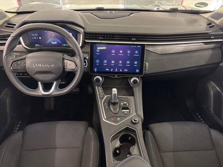 Vehicle Image 9