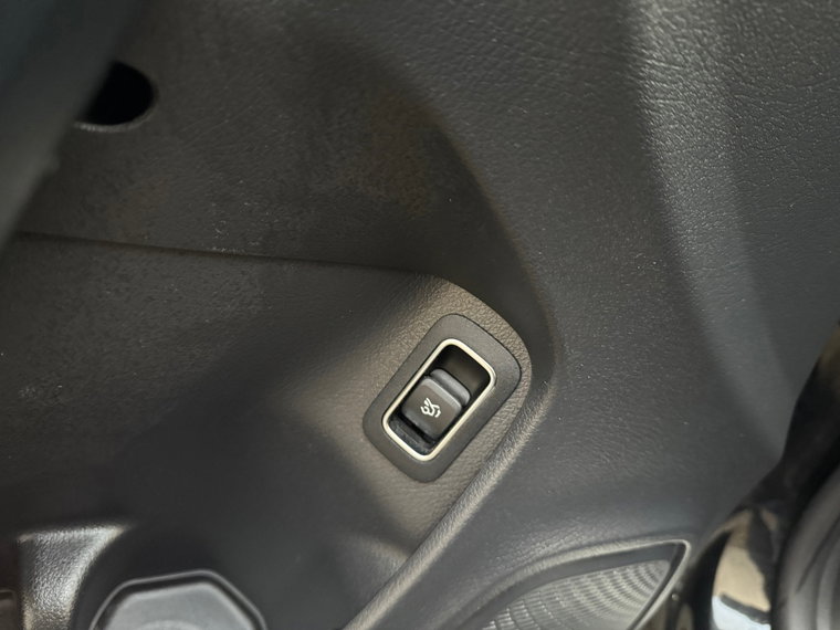 Vehicle Image 26