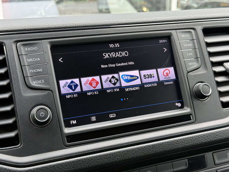 Vehicle Image 18