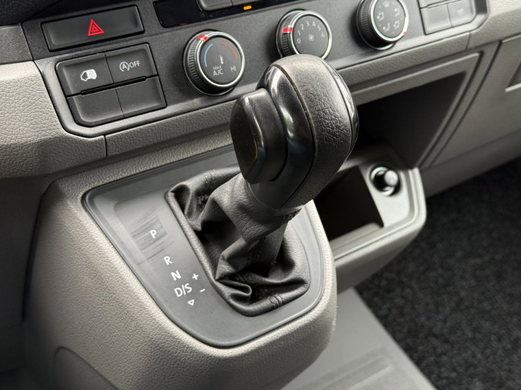 Vehicle Image 26