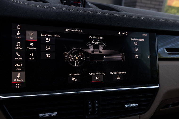 Vehicle Image 48