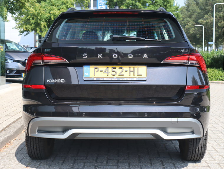 Vehicle Image 23