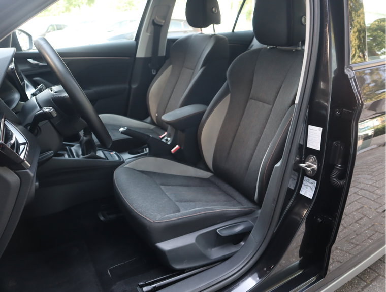Vehicle Image 45