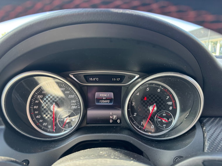 Vehicle Image 17