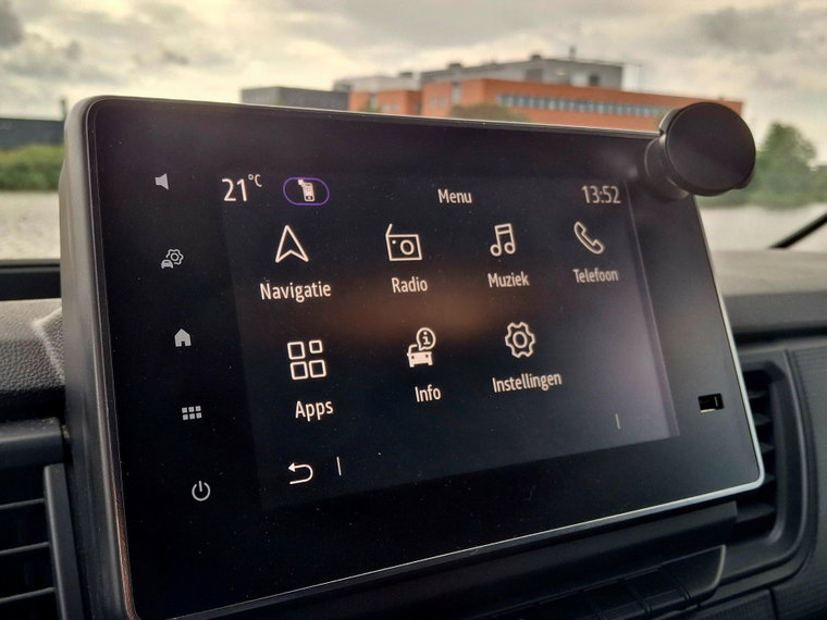 Vehicle Image 26