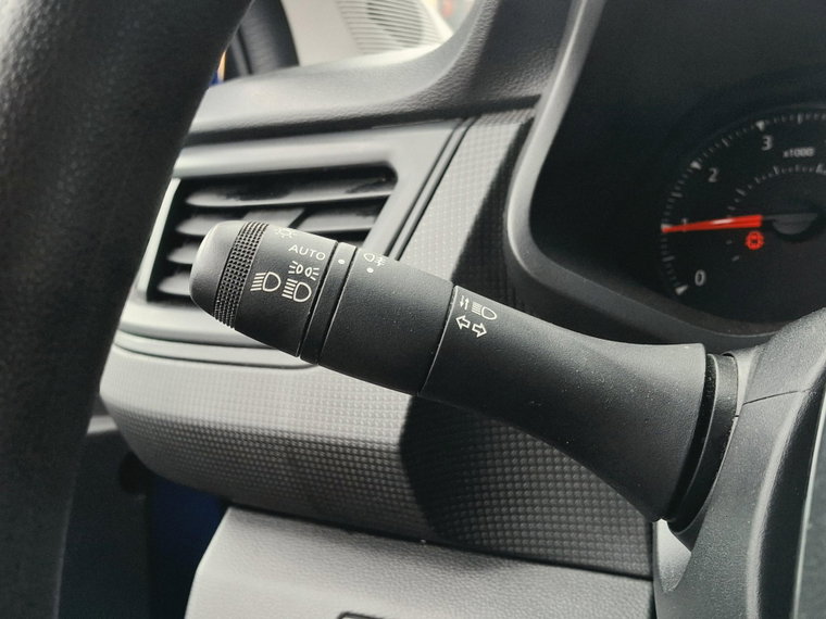 Vehicle Image 28