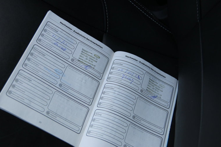 Vehicle Image 21