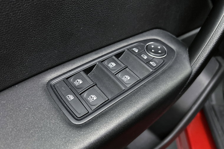 Vehicle Image 20