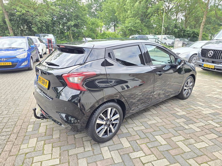 Vehicle Image 36