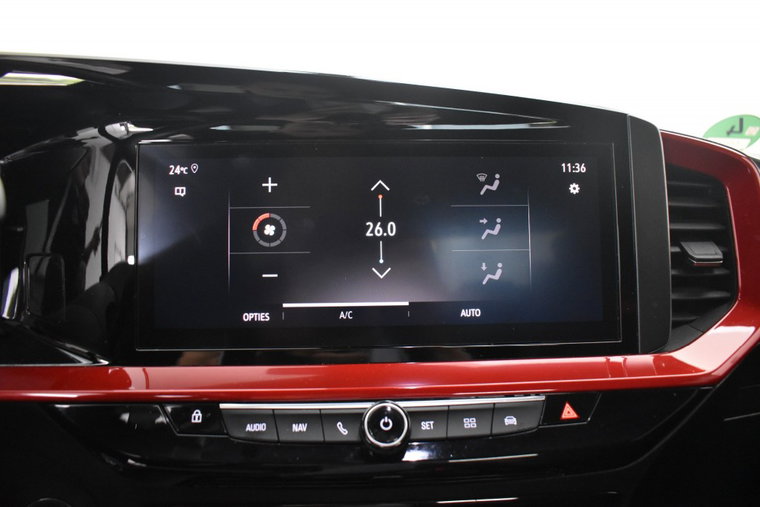 Vehicle Image 30