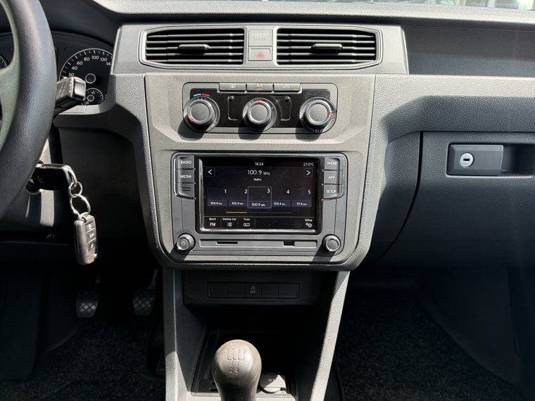 Vehicle Image 17