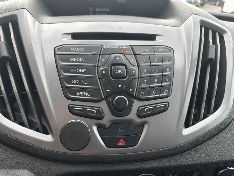 Vehicle Image 14