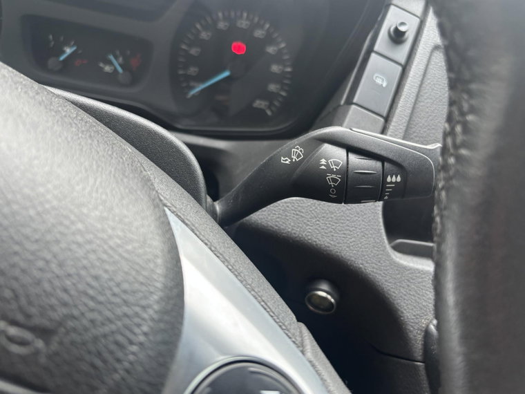 Vehicle Image 33