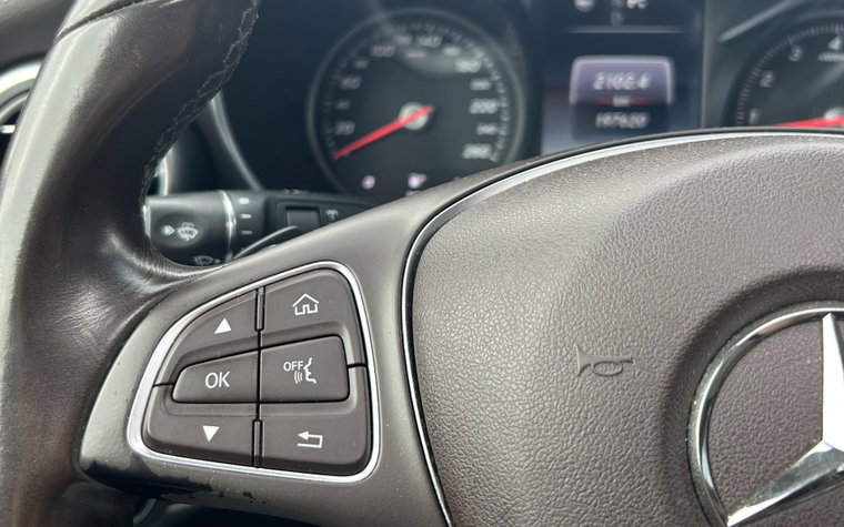 Vehicle Image 24