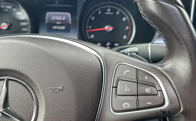 Vehicle Image 26