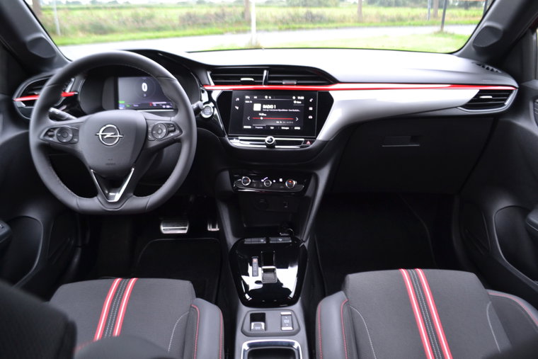 Vehicle Image 6