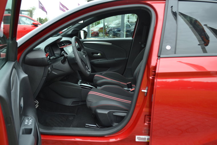 Vehicle Image 10