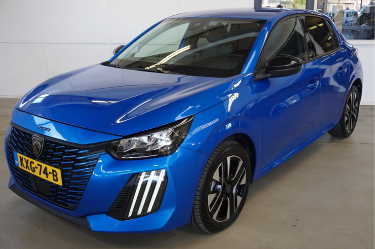 Vehicle Image 35