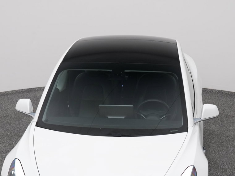 Vehicle Image 33