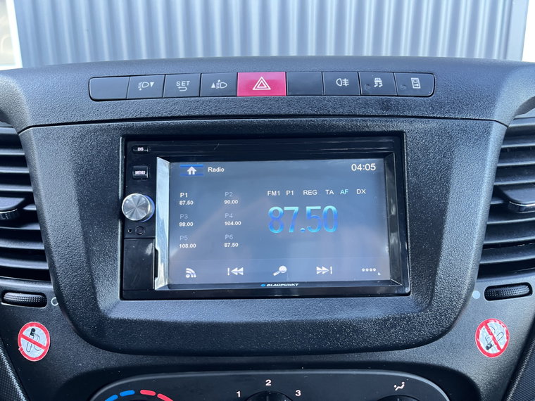 Vehicle Image 35
