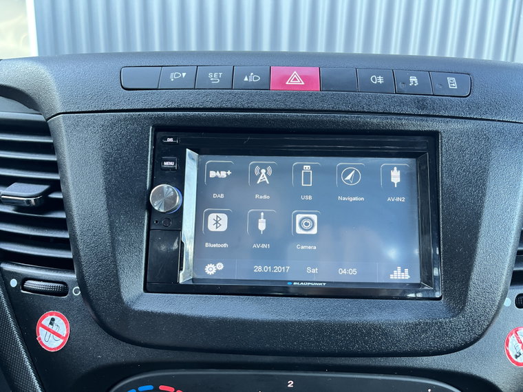 Vehicle Image 36