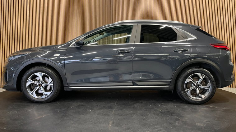 Vehicle Image 26