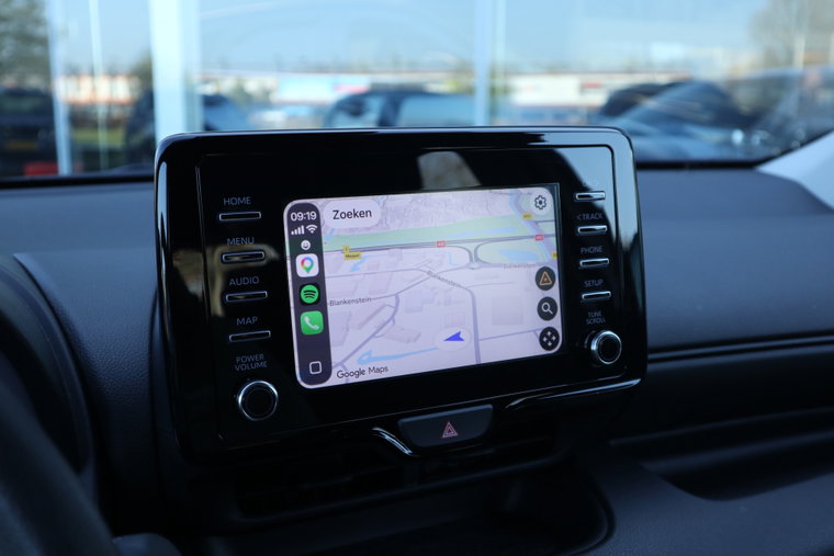Vehicle Image 18