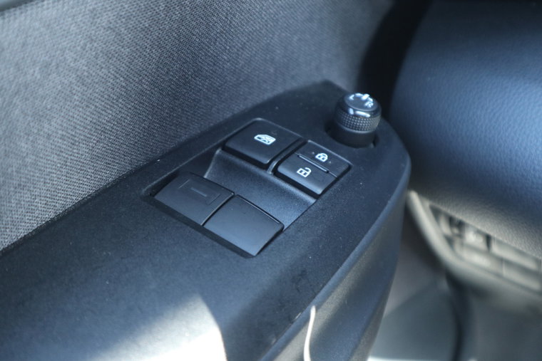 Vehicle Image 26