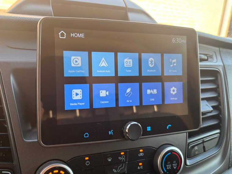 Vehicle Image 8