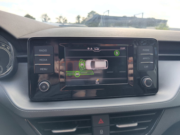 Vehicle Image 14