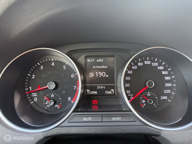 Vehicle Image 36