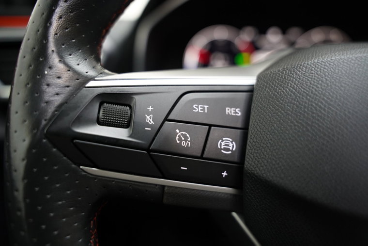 Vehicle Image 32
