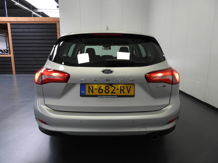Vehicle Image 32