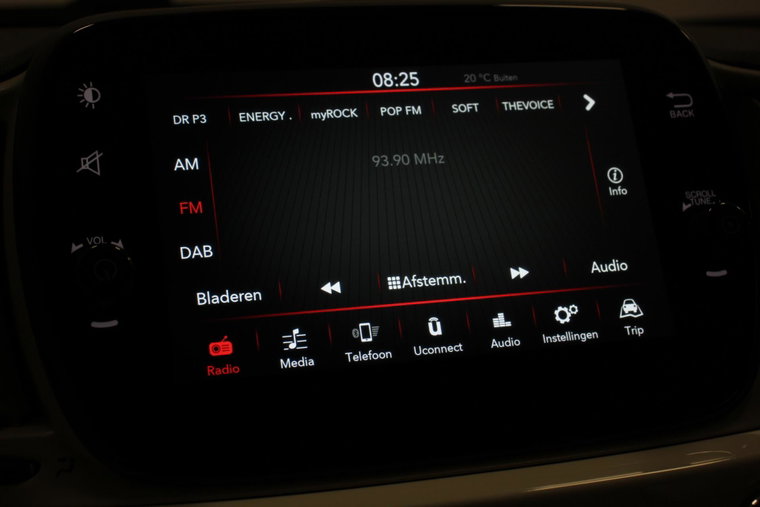 Vehicle Image 18