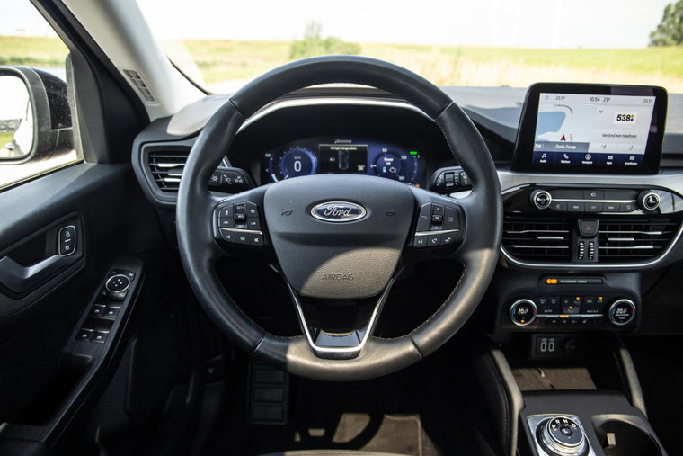 Vehicle Image 10