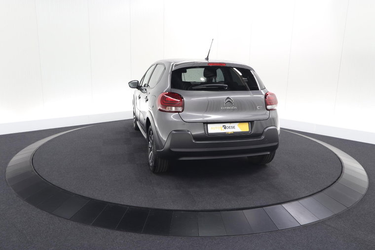 Vehicle Image 19