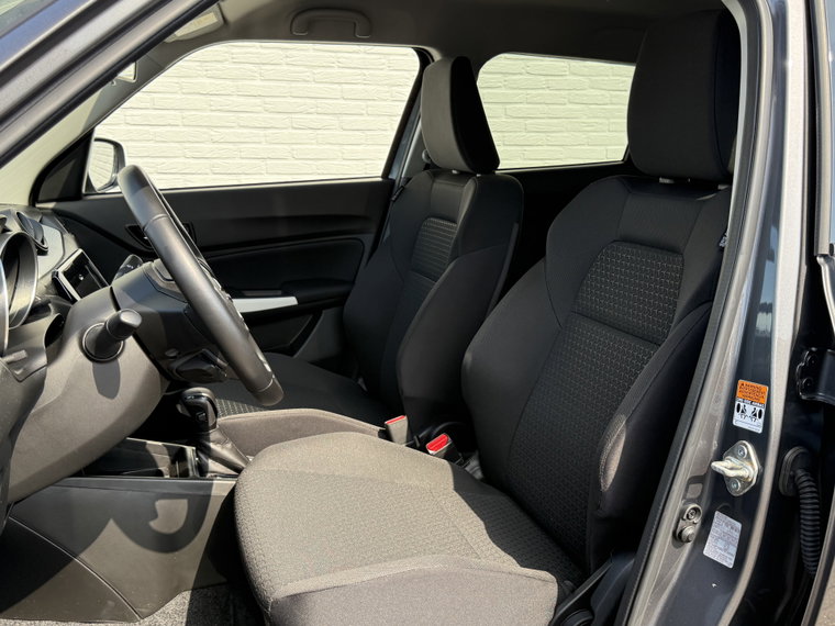Vehicle Image 23
