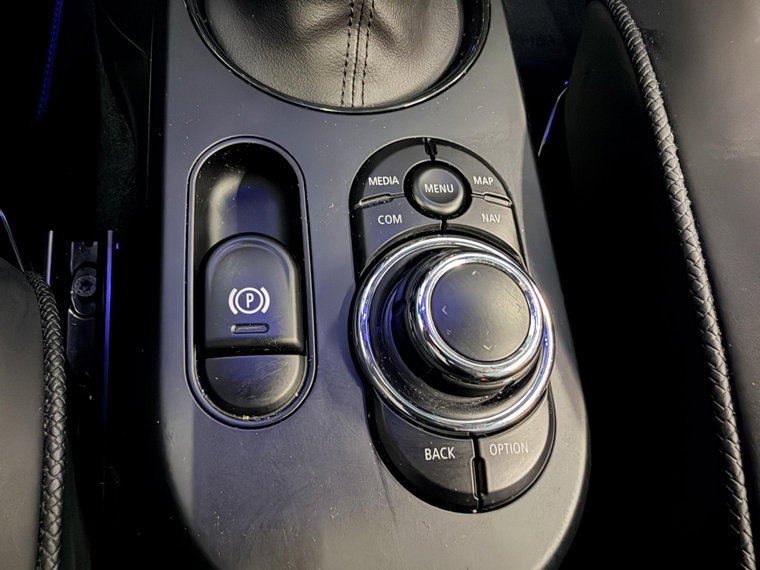 Vehicle Image 31