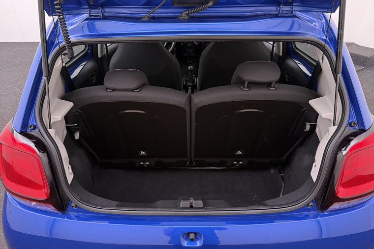 Vehicle Image 13