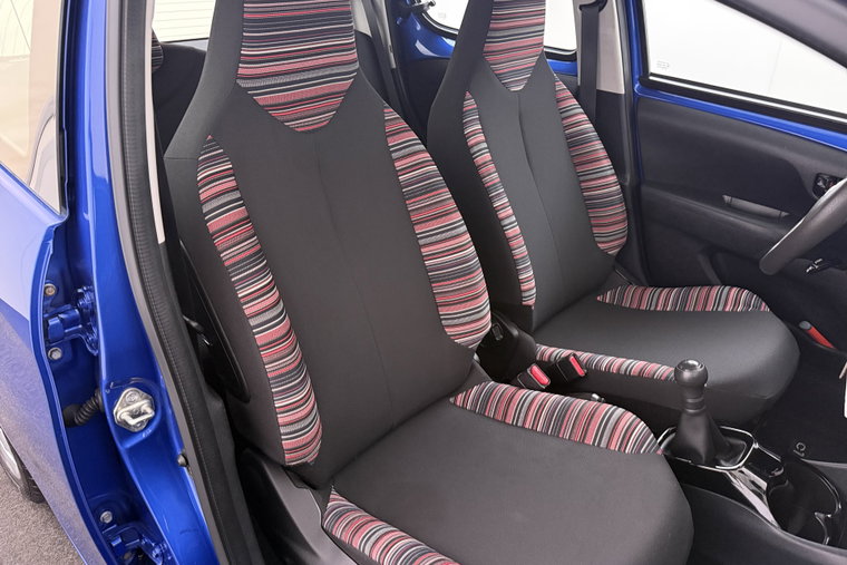 Vehicle Image 14