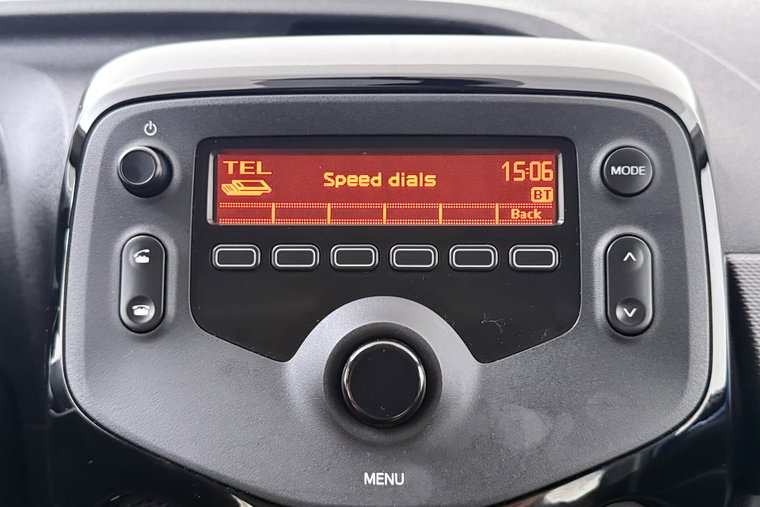 Vehicle Image 22