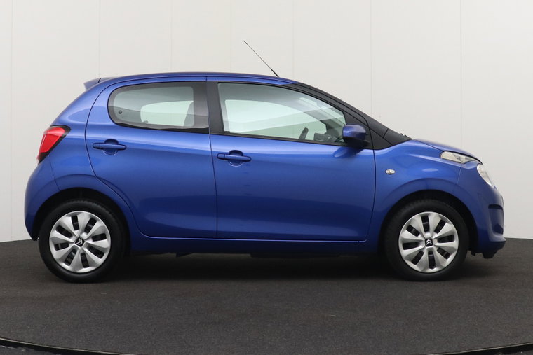 Vehicle Image 6