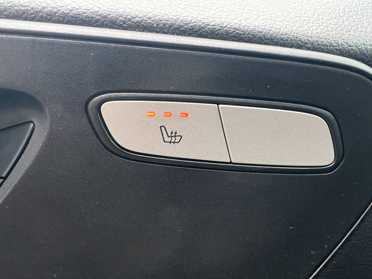 Vehicle Image 27