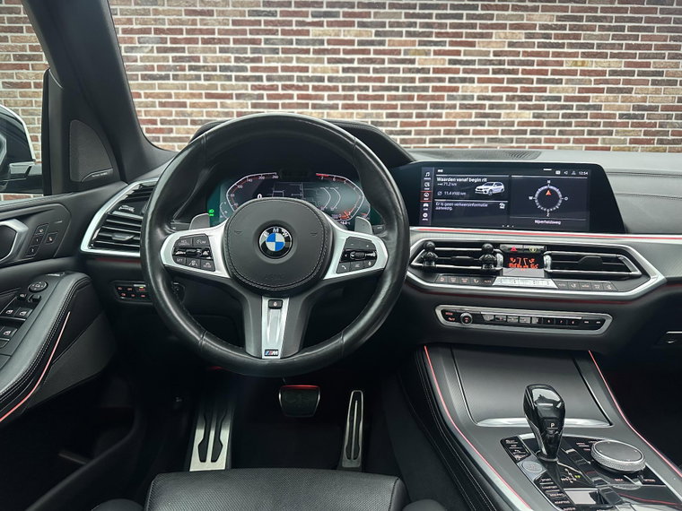 Vehicle Image 36