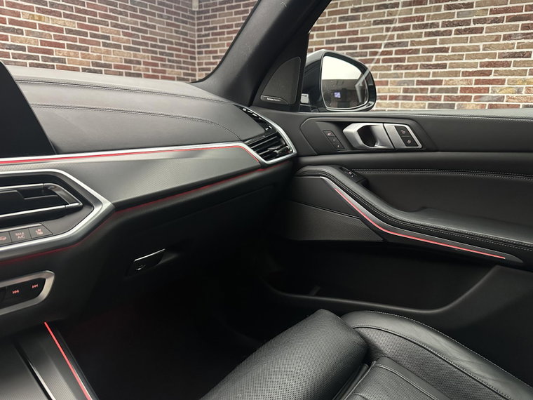 Vehicle Image 39