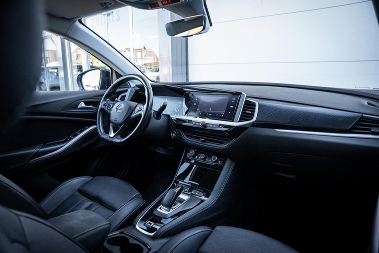Vehicle Image 30